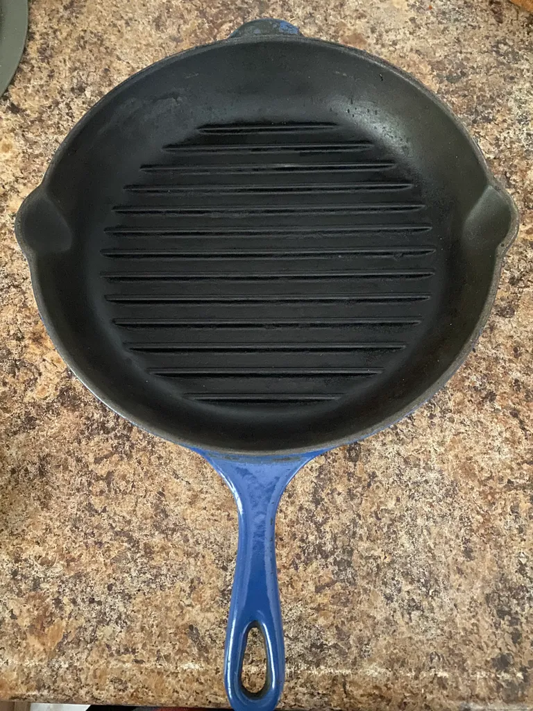 11" Le Creuset Round Skillet - Blue photo 1