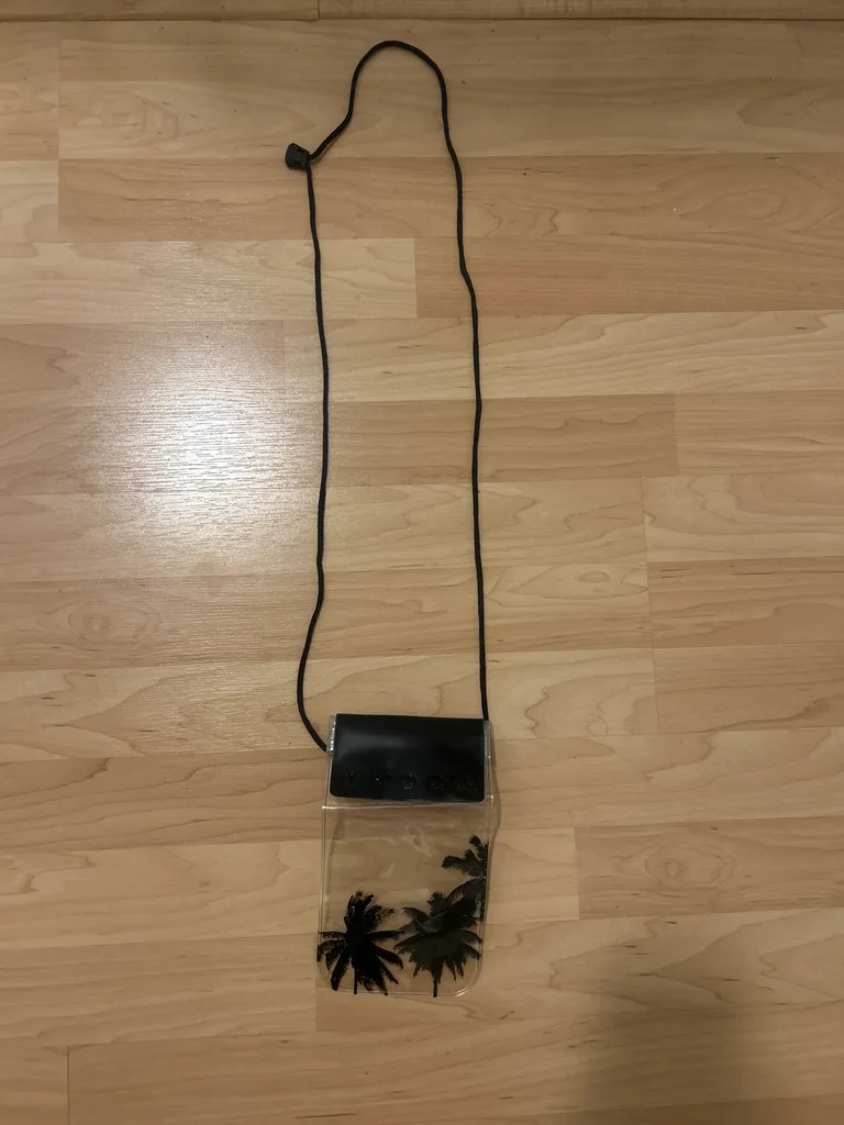 Travel Phone case photo 1