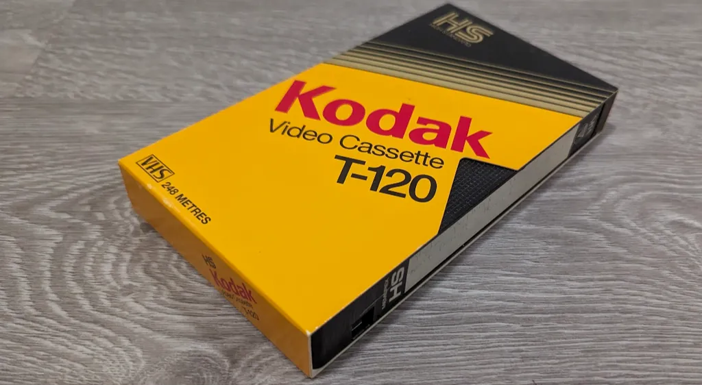 Kodak Video Cassette T-120 VHS Movie photo 1