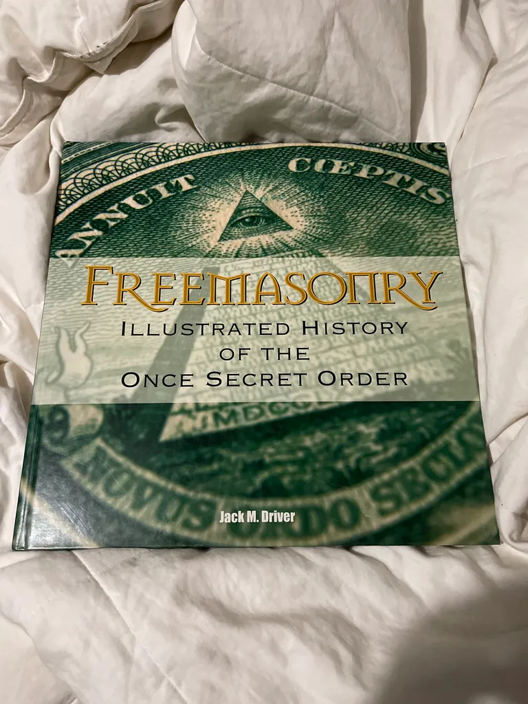Freemasonry book photo 1
