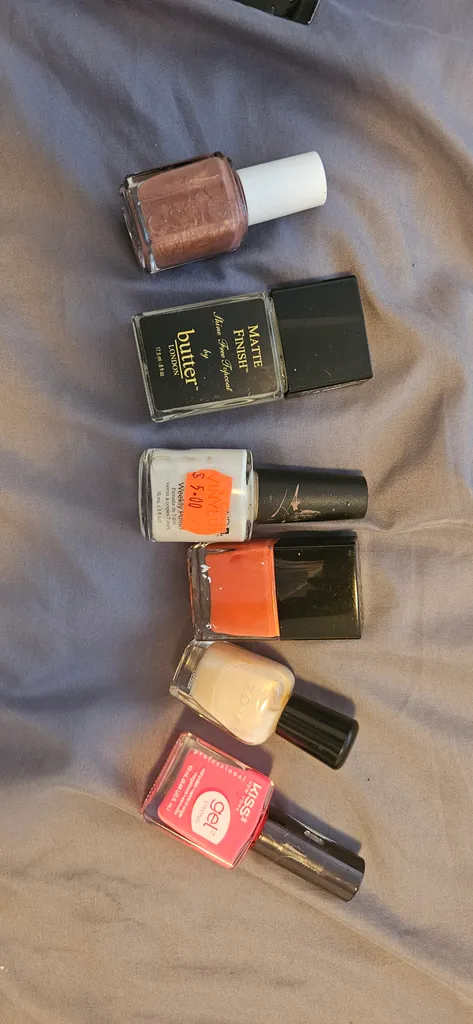 Assorted nail polish - Zoya, Essie, Butter London, CND photo 1