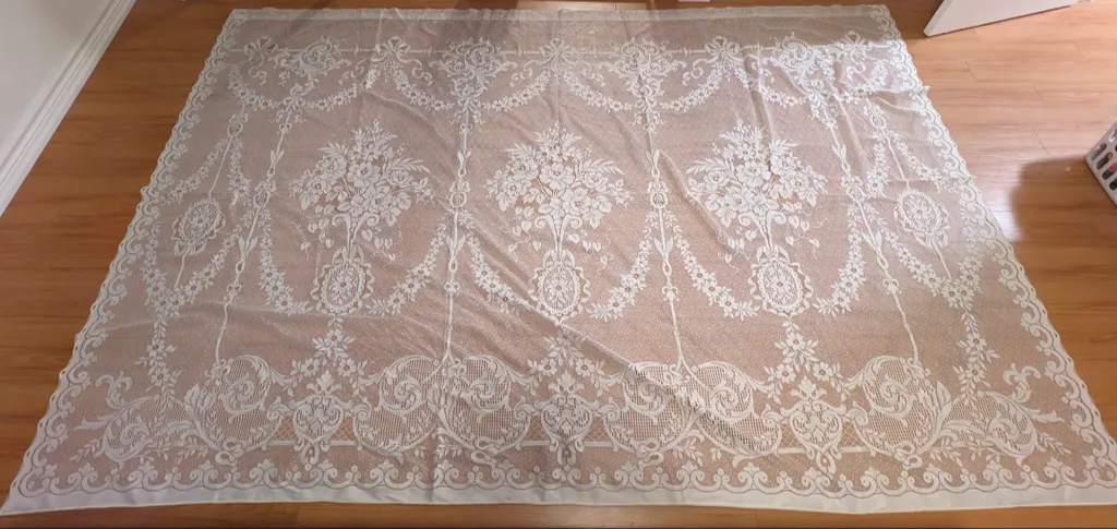 Large Lace Home Decor Linens (2 Identical Pieces) photo 1