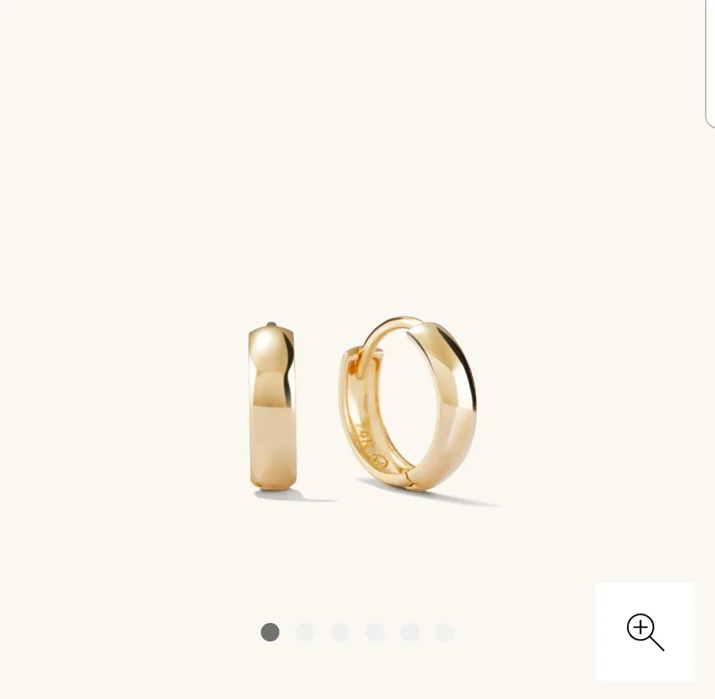 Iso: basic small hoop earrings, gold tone photo 1