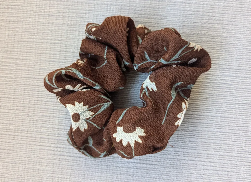 Brand New Brown Floral Scrunchie photo 1