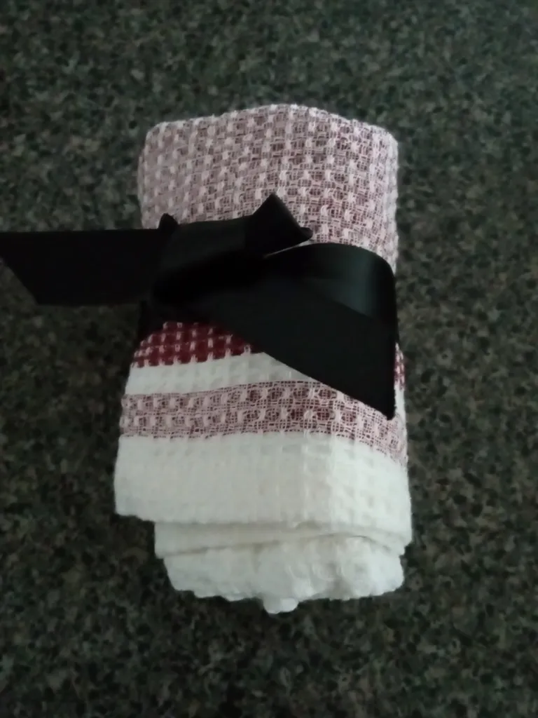 Brand new red and white dishtowel  photo 1