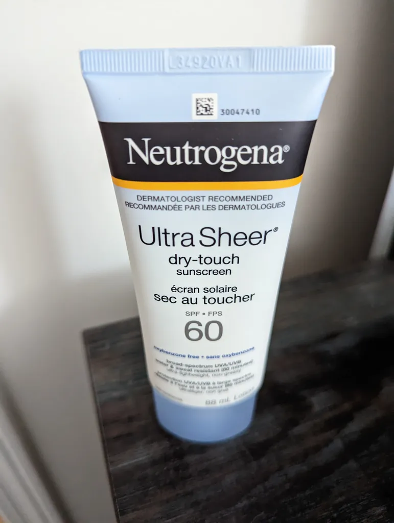 Expired sunscreen  photo 1