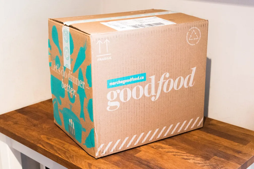 Good food cardboard box only photo 1