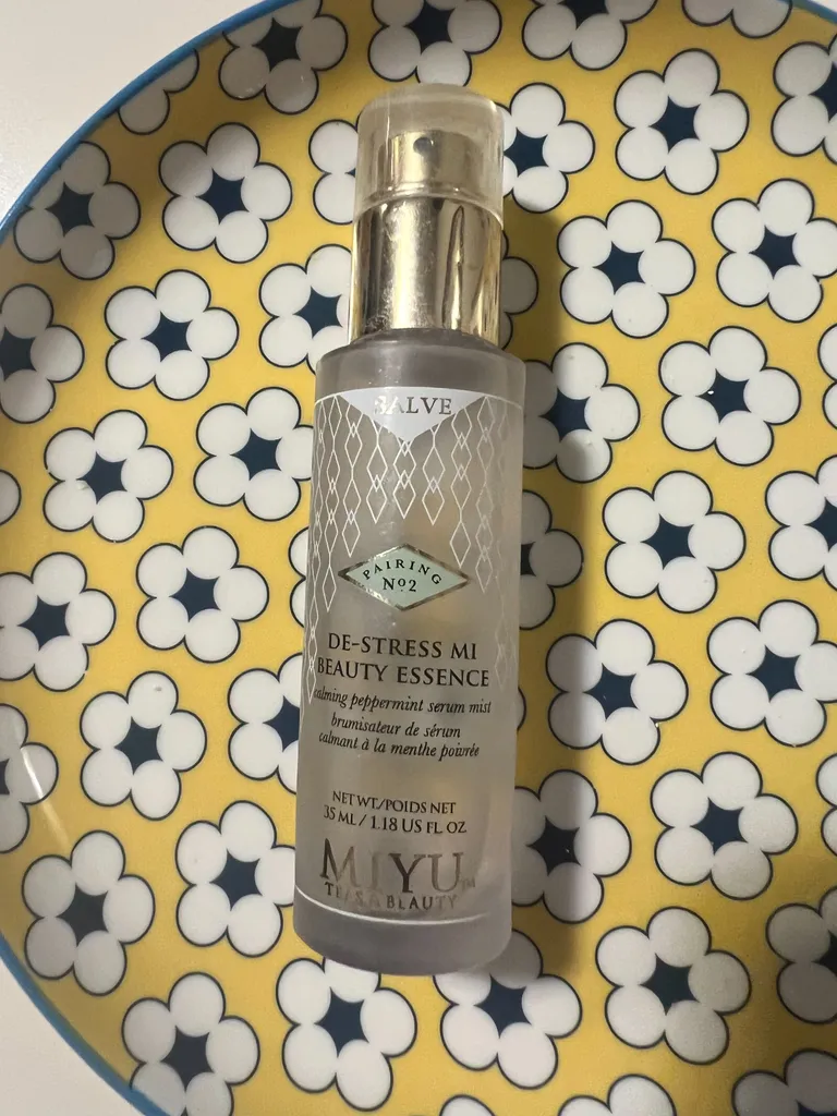 De-stress MIYU serum mist photo 1