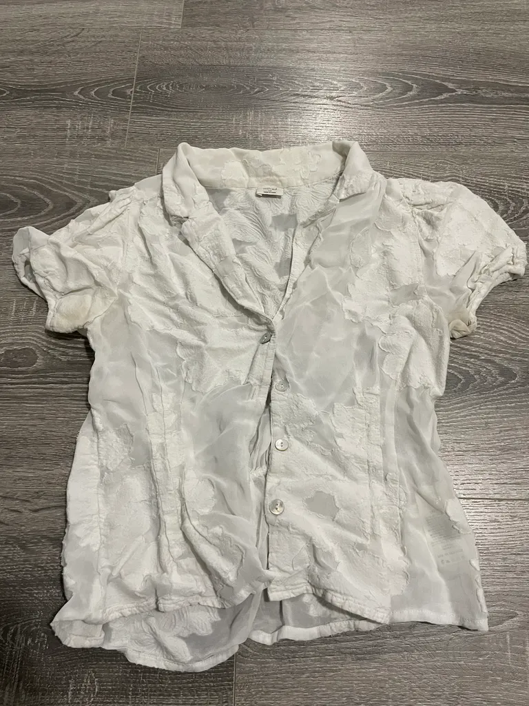 Aritzia clothes - click for more photo 1