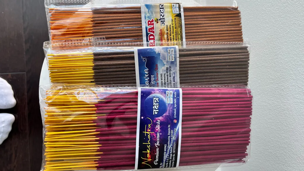 Incense sticks  photo 1