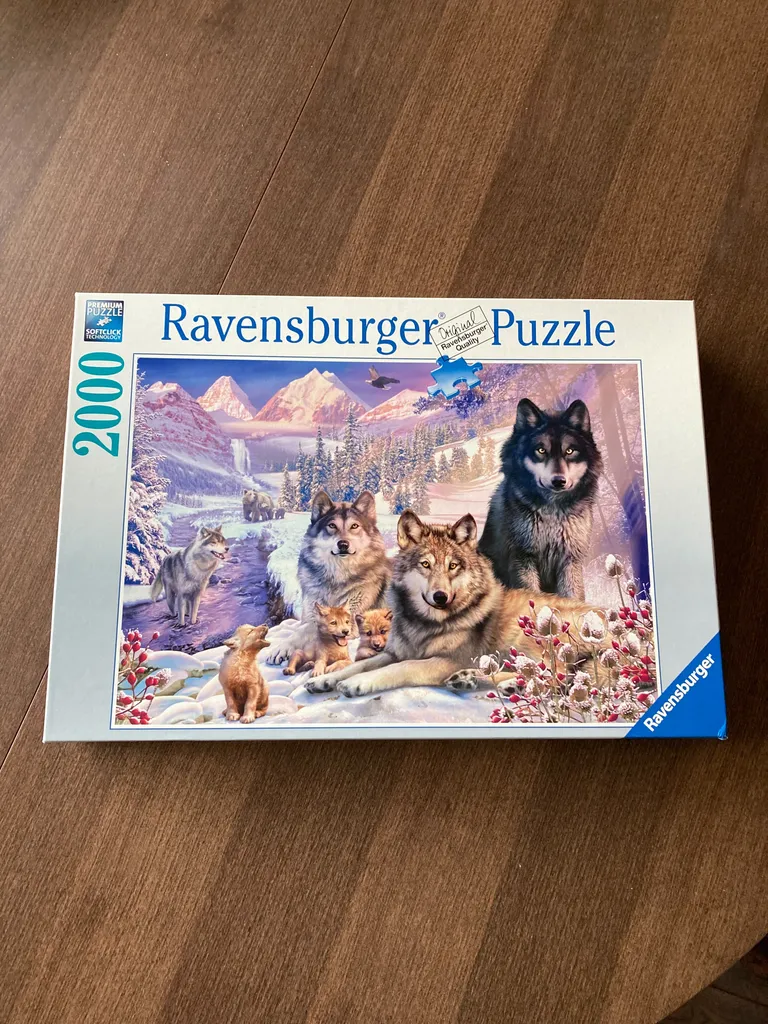 2000 Piece Puzzle photo 1