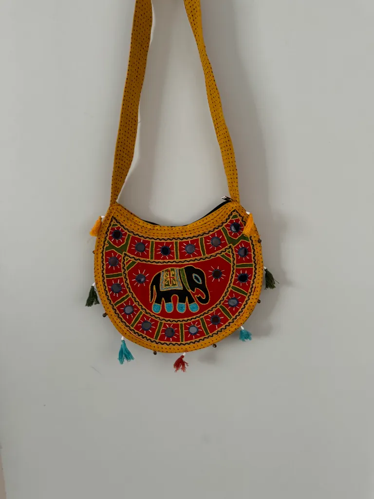Beautiful hand bag  photo 1