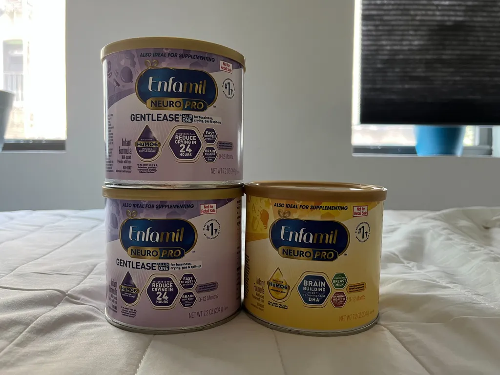 Baby formula samples photo 1