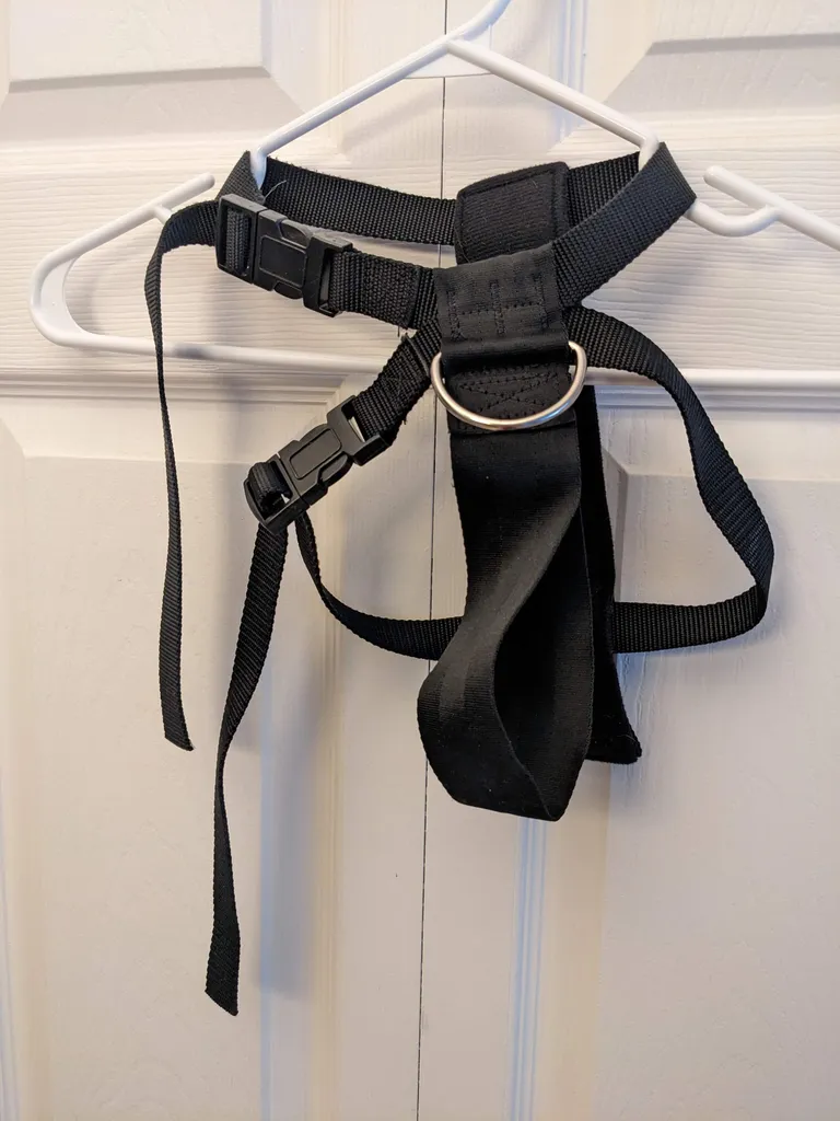 Dog Harness Medium + Large photo 1
