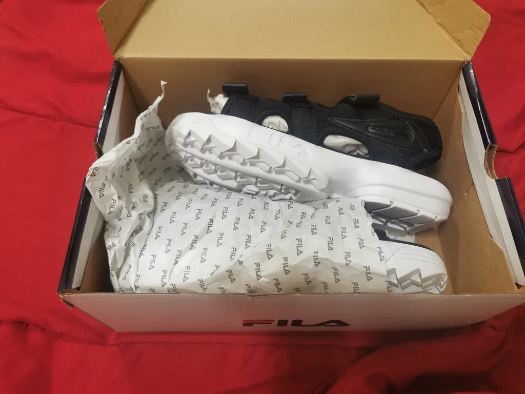 BNIB FILA Disruptor Sandals size 9  photo 1