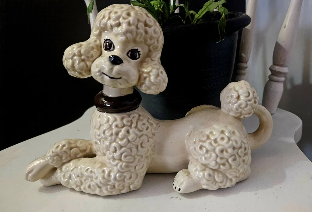 Vintage ceramic Poodle photo 1