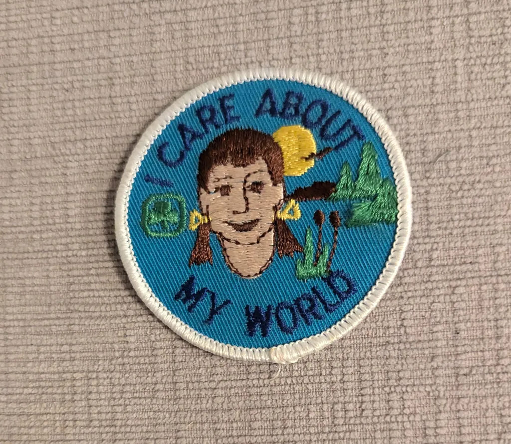 Girl Guides of Canada - I Care About My World Patch photo 1
