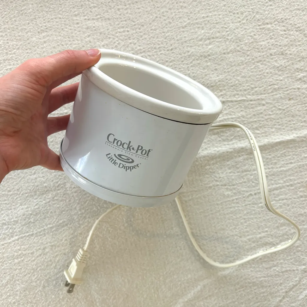 *FREE* Small Crockpot photo 1