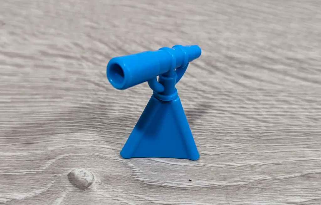 LEGO Minifigure Telescope - Blue photo 1