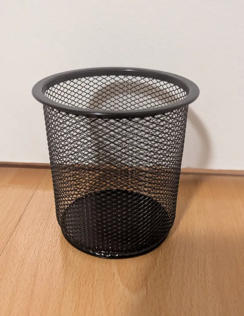 Black Metal Mesh Desk Organiser photo 1