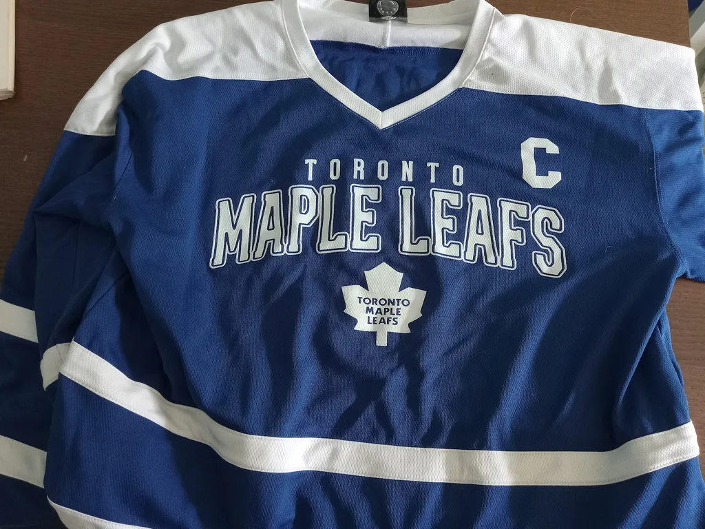 Toronto Maple Leafs Jersey photo 1