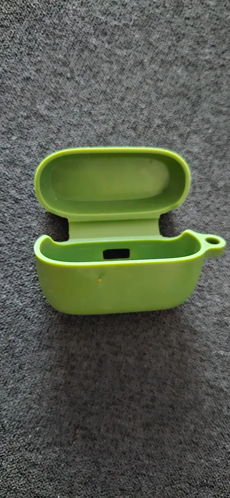 Jabra Elite 65T Protective Cover photo 1