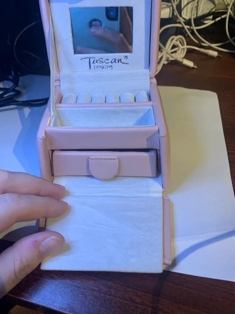 Small Pink Tuscan Designs Jewelry Box for kids  photo 1