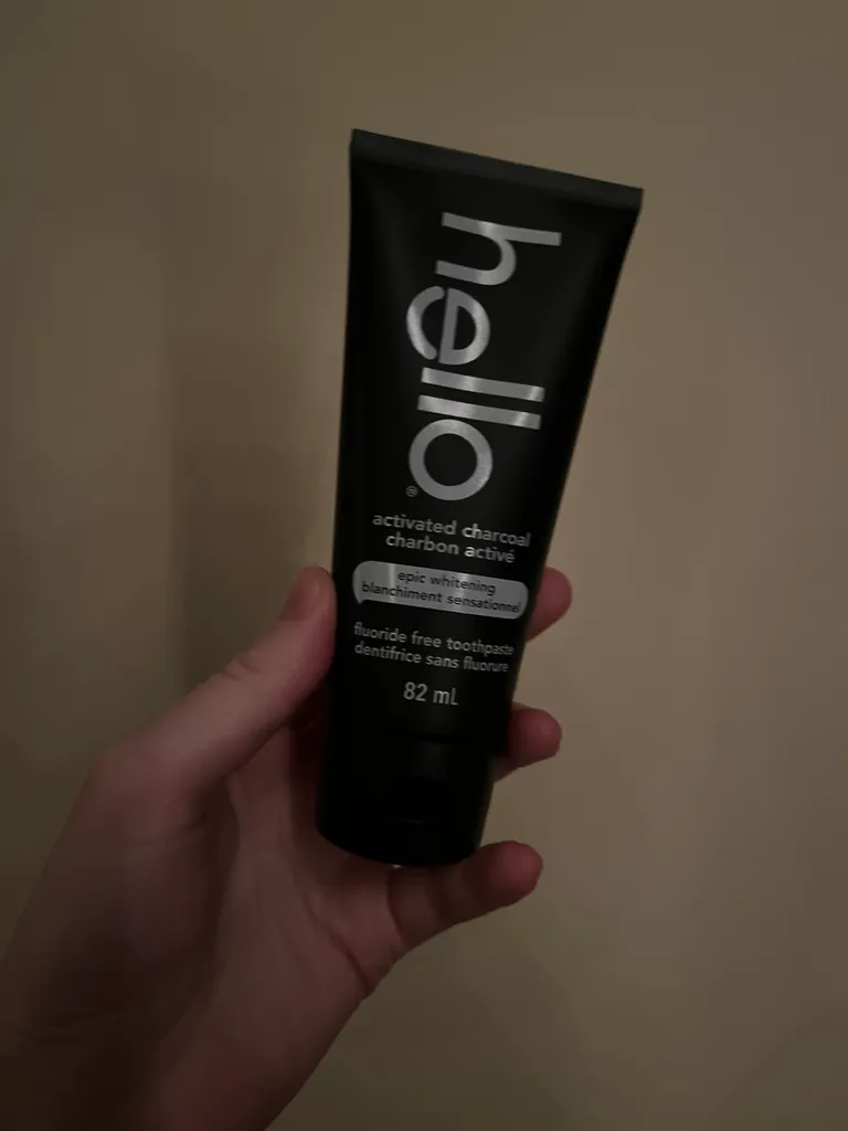 Charcoal toothpaste photo 1