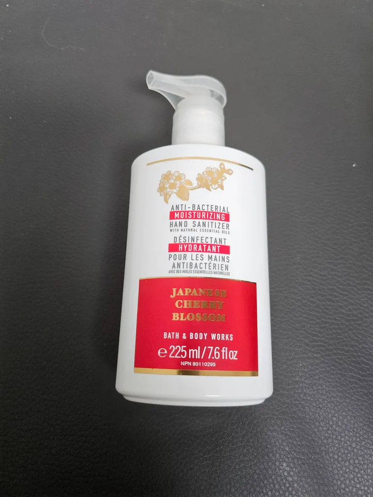 Moisturizing Hand Sanitizer - Japanese Cherry Blossom photo 1