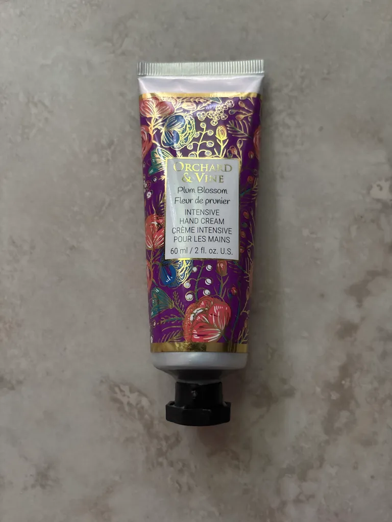 Hand cream photo 1