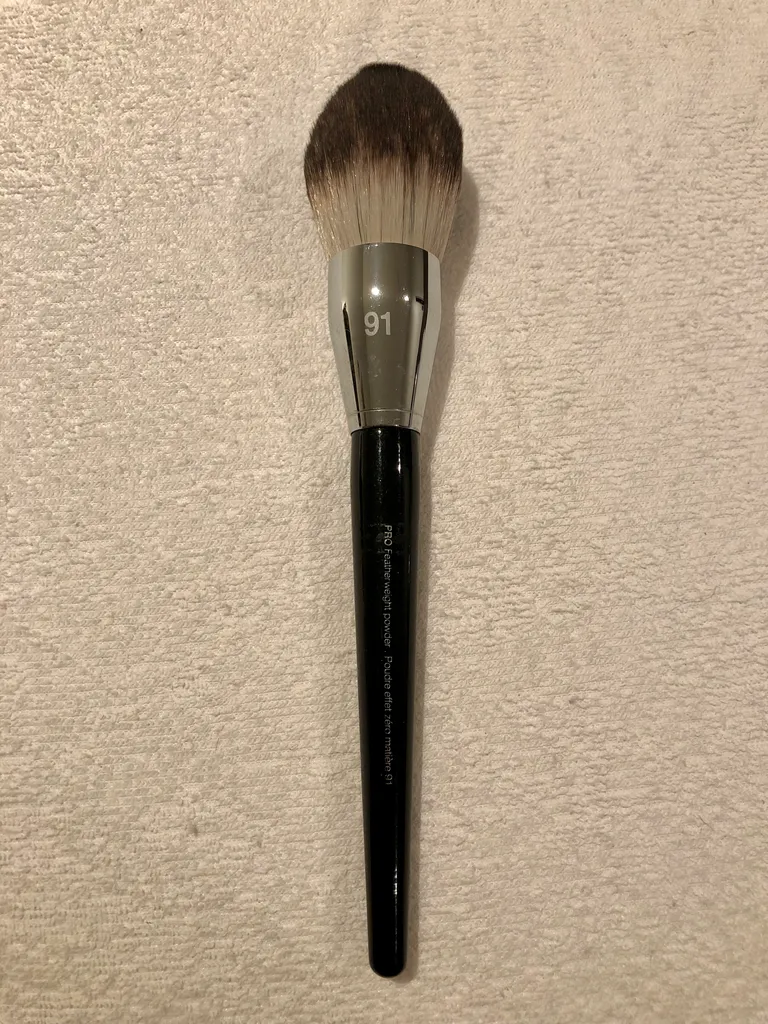 Sephora pro featherweight powder brush photo 1