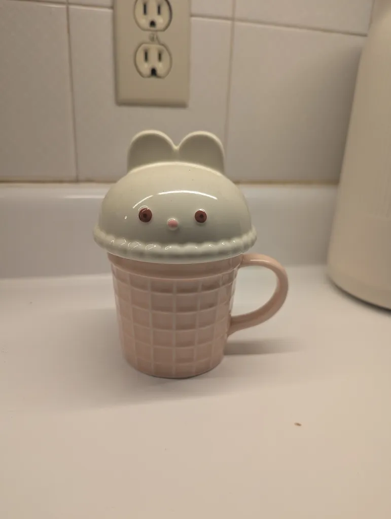 Bunny mug photo 1