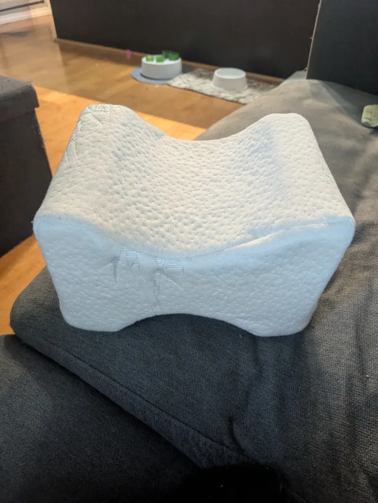 Knee pillow  photo 1