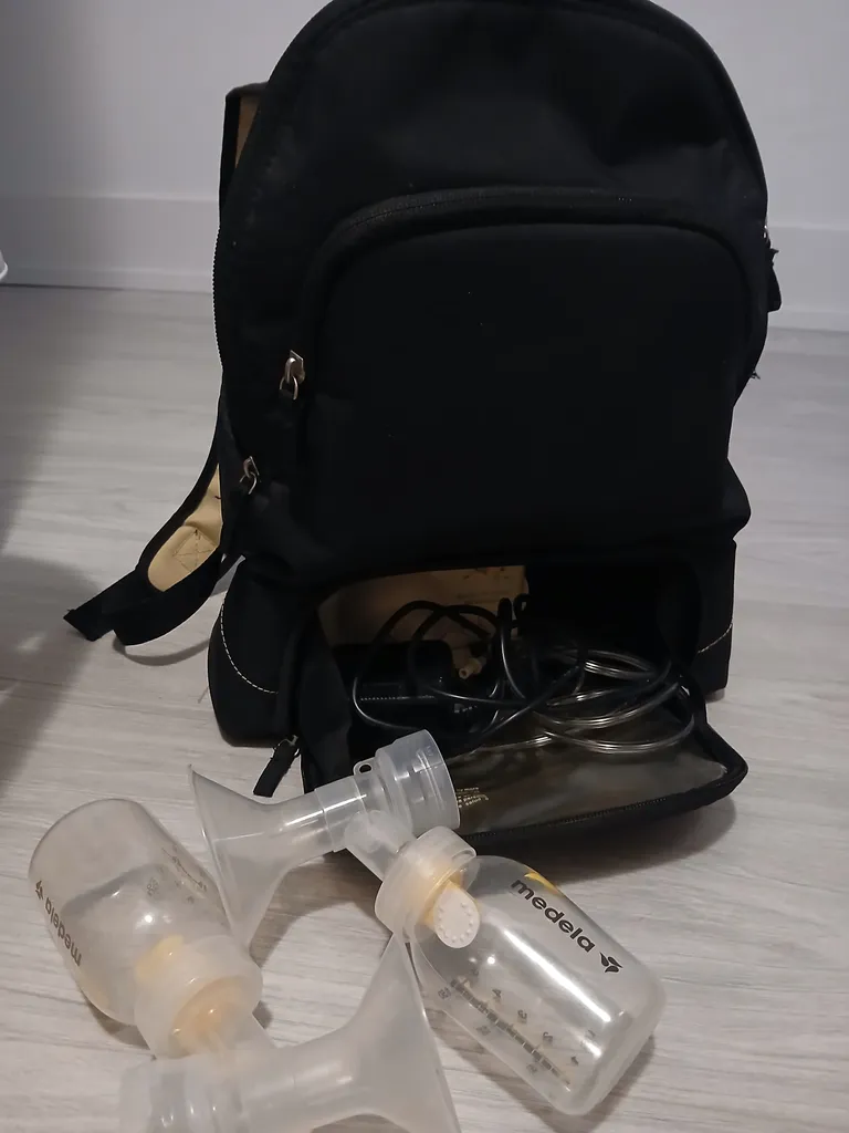 Medela pump in style backpack photo 1
