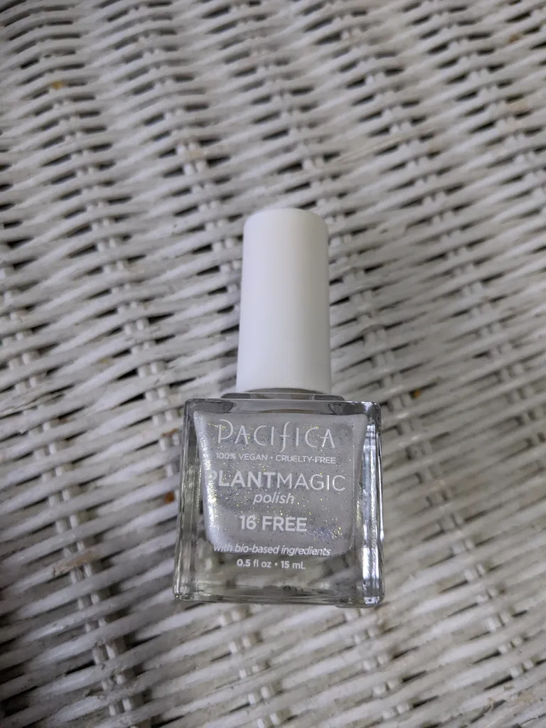 Pacifica PlantMagic Nailpolish photo 1