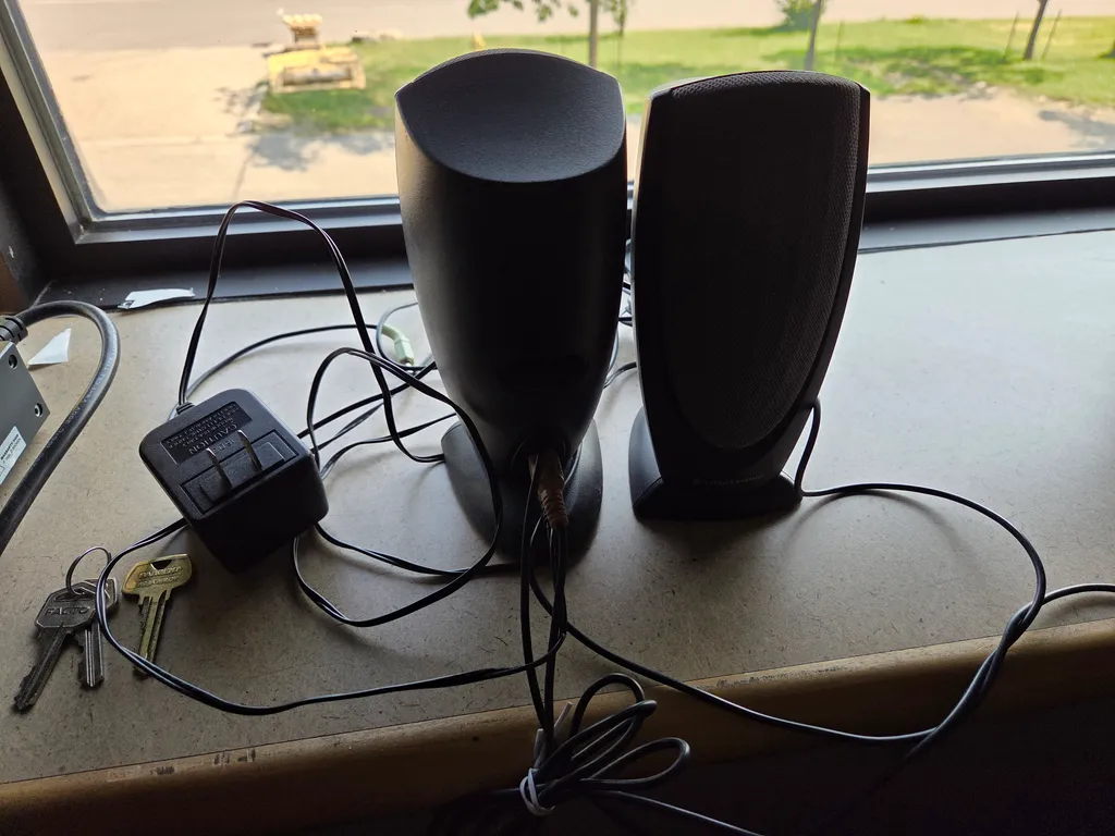 Set of speakers  photo 1