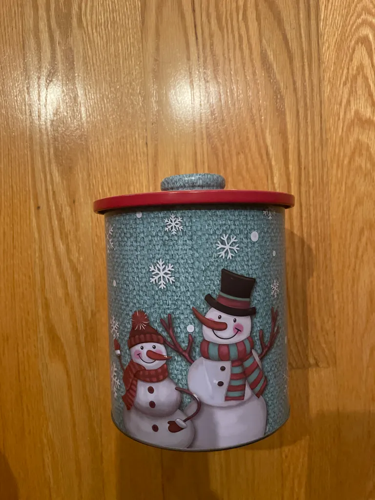 Winter cookie jar photo 1