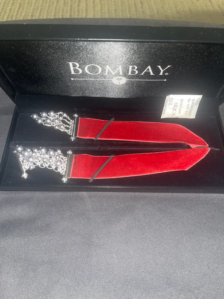 Velvet bookmark  photo 1