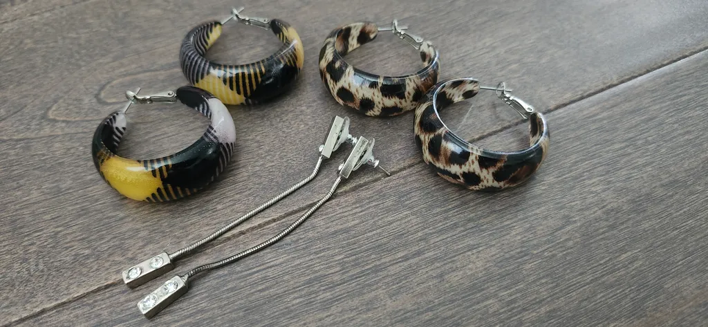 Costume jewelry new photo 1