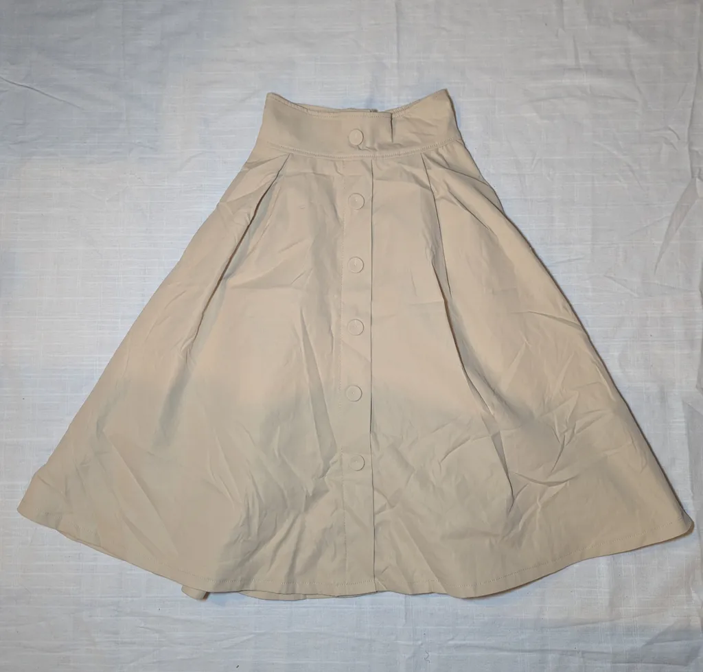 High waisted skirt photo 1