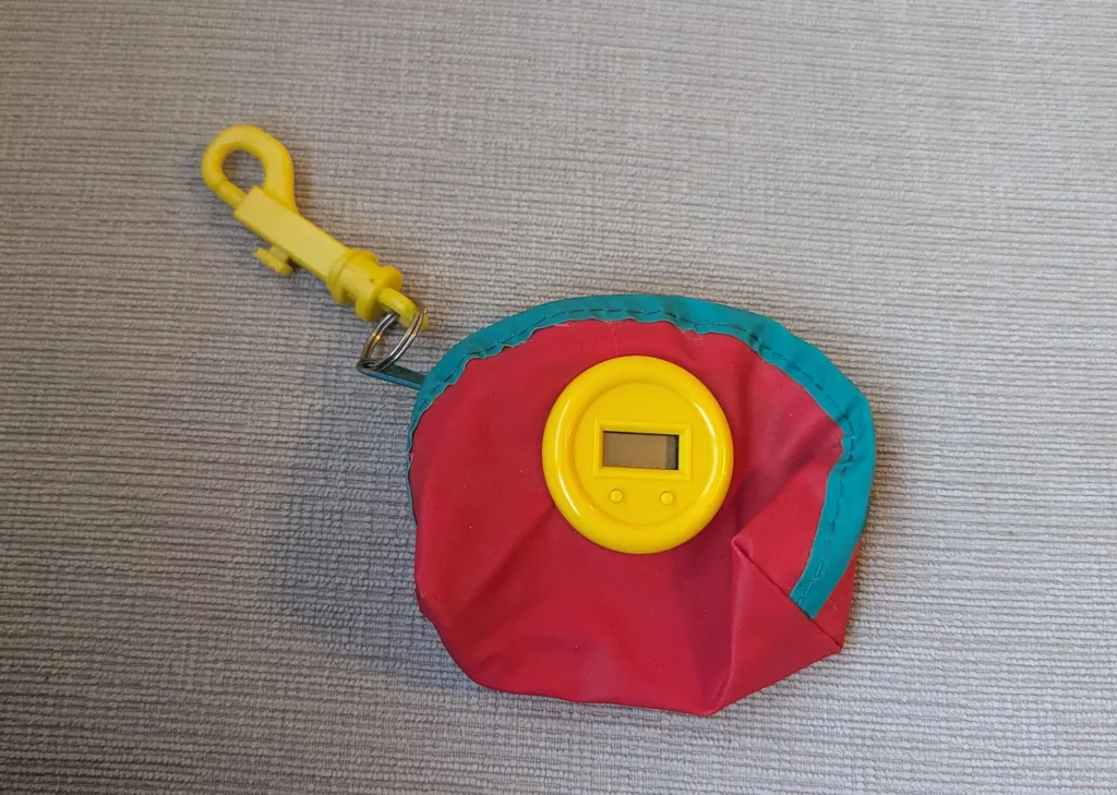 Vintage FAO Schwarz Coin Purse photo 1