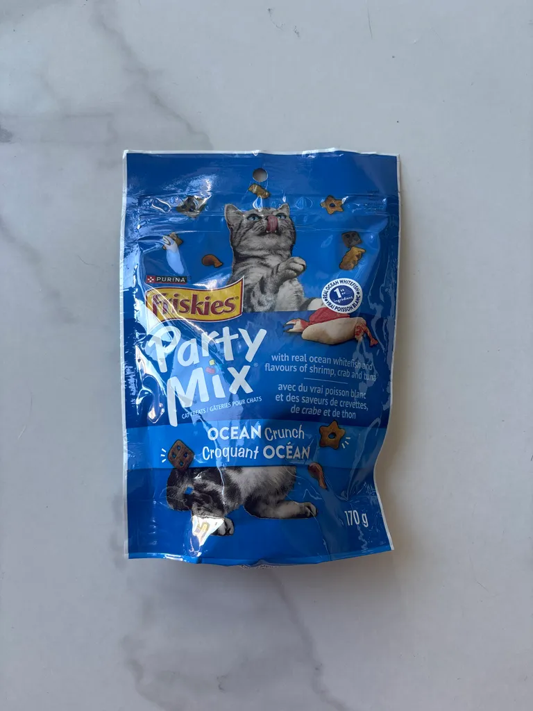 BNIP Cat Treats photo 1