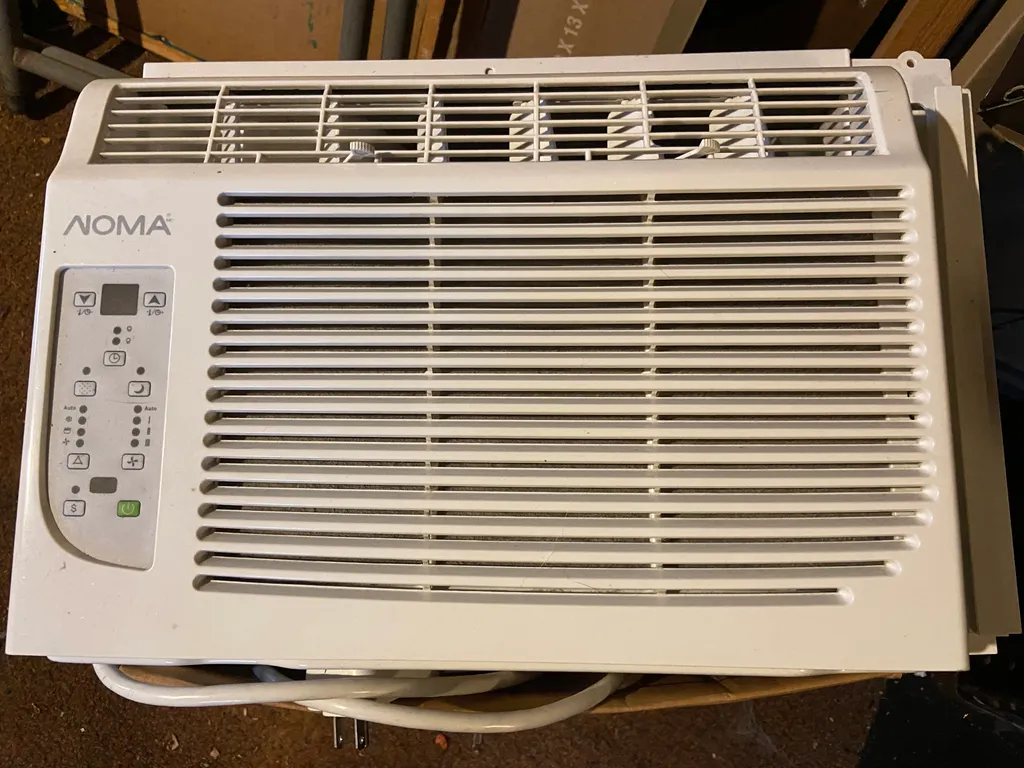 Air Conditioner photo 1