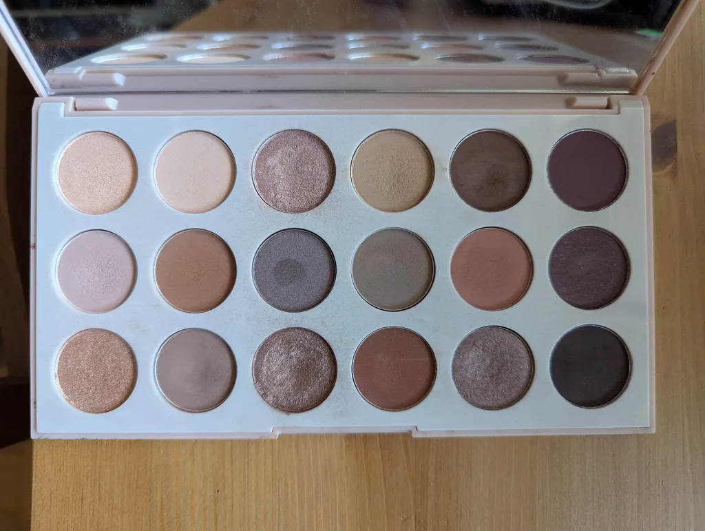 Morphe Eyeshadow palette  photo 1
