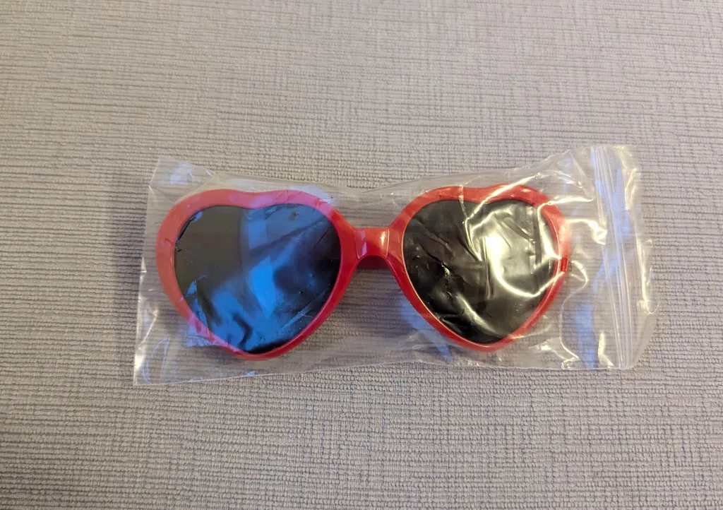 Brand New Red Heart-Shaped Sunglasses ( Taylor Swift 22) photo 1