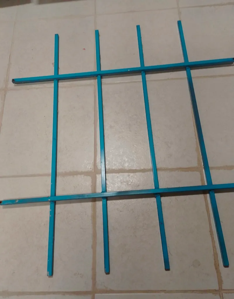 Heavy Duty Metal Bars/Trellis photo 1