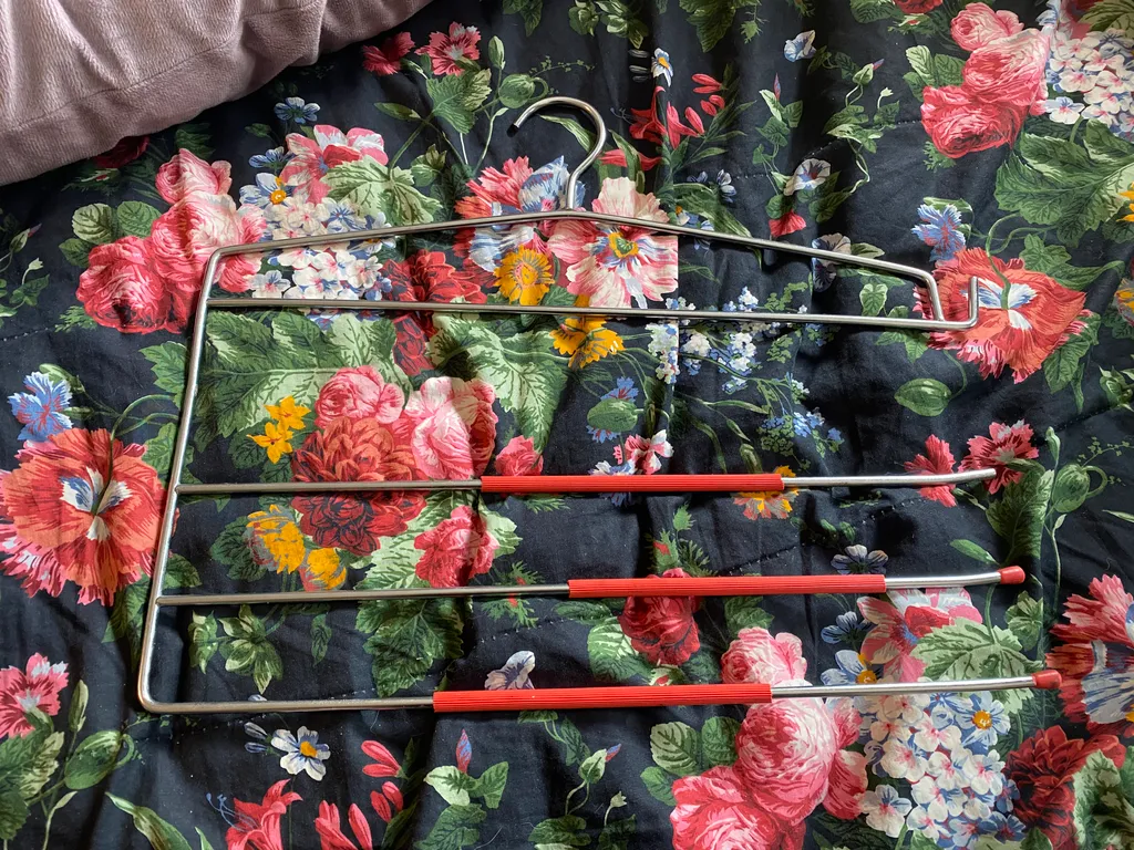 Pant holder  photo 1