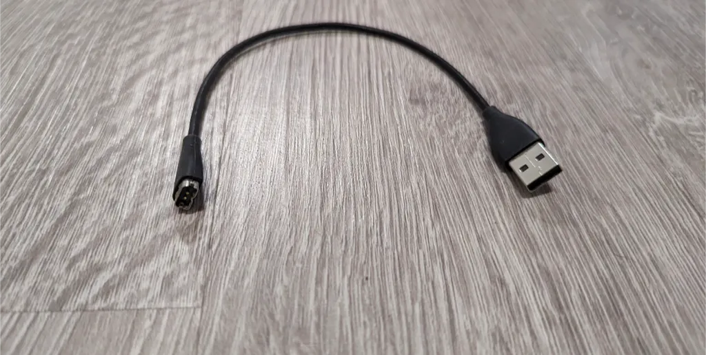 FitBit Charging USB Cable photo 1