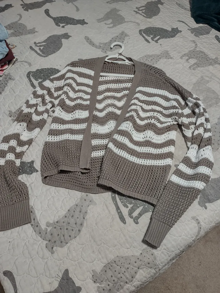 Crochet cardigan - medium photo 1