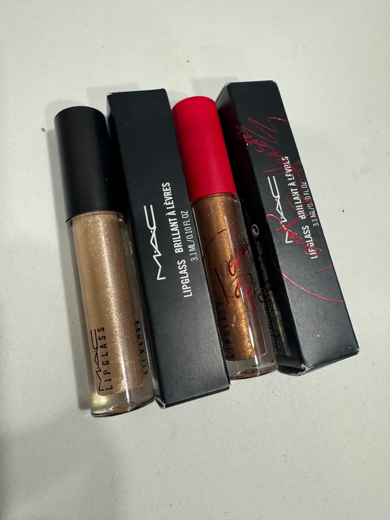 Unused MAC lipglass Viva Glam photo 1